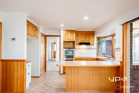 Property photo of 40 Rees Road Sunbury VIC 3429