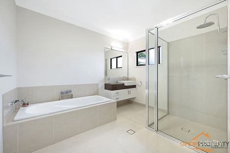 Property photo of 16 Fuji Court Mount Louisa QLD 4814