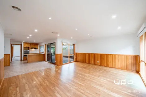 Property photo of 40 Rees Road Sunbury VIC 3429