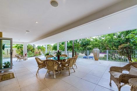 Property photo of 11 Pearl Key Broadbeach Waters QLD 4218