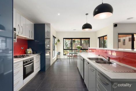 Property photo of 1 Vron Place Drysdale VIC 3222