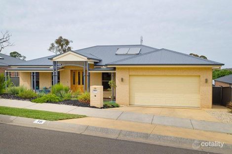 Property photo of 16 Domain Drive Castlemaine VIC 3450