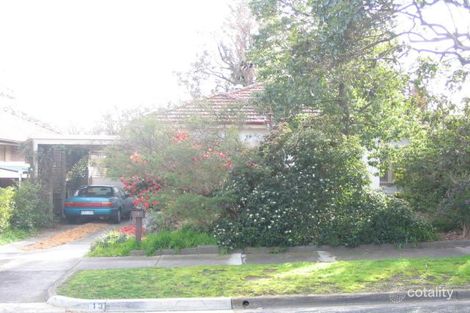 13 Wallace Rd, Burwood, VIC 3125