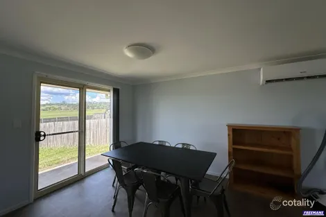 Property photo of 4 Jacaranda Avenue Kingaroy QLD 4610