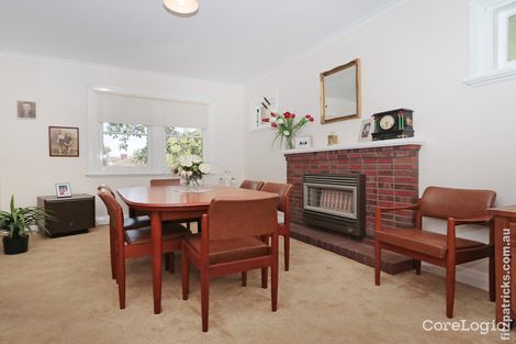 Property photo of 3 Sunshine Avenue Turvey Park NSW 2650