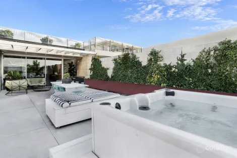 12 Bourke St, North Wollongong, NSW 2500