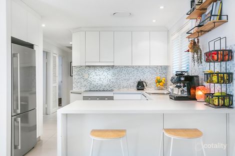 Property photo of 2/69 Laguna Avenue Palm Beach QLD 4221