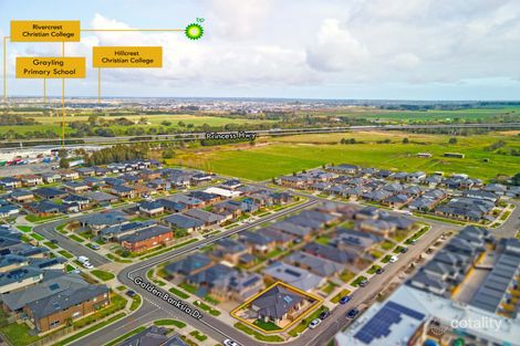 Property photo of 21 Golden Banksia Drive Officer VIC 3809