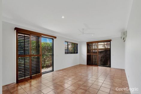 Property photo of 1/12 Gemma Glade Labrador QLD 4215