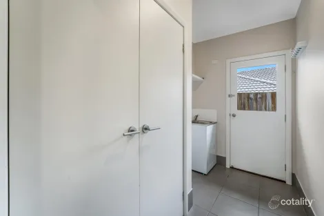 Property photo of 9 Kingsman Avenue Elderslie NSW 2570