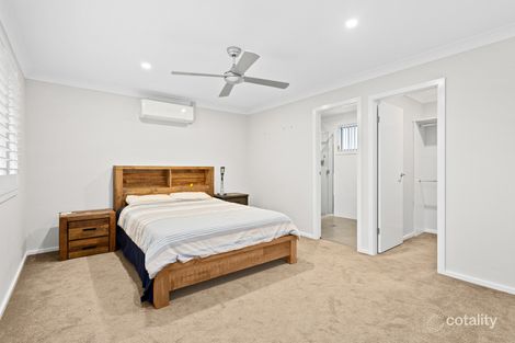 Property photo of 2/5 Cullen Street Oak Flats NSW 2529