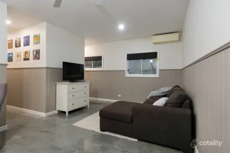 Property photo of 19 Hutton Street Clayfield QLD 4011