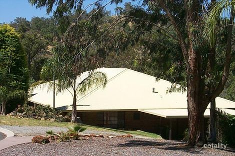 Property photo of 11 Topaz Court Mount Richon WA 6112