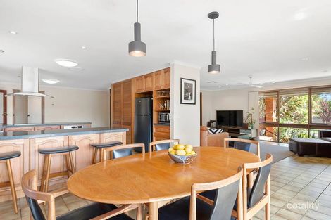 2 Koetong Pde, Mount Eliza, VIC 3930