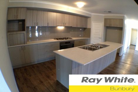 Property photo of 10 Pomeroy Boulevard Australind WA 6233