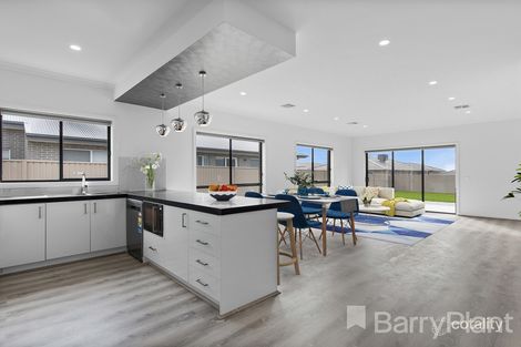 Property photo of 6 Silver Leaf Way Winter Valley VIC 3358