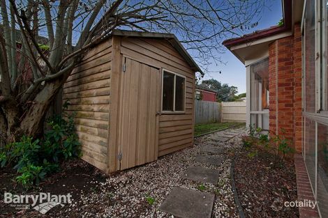 Property photo of 12 Canterbury Close Narre Warren VIC 3805