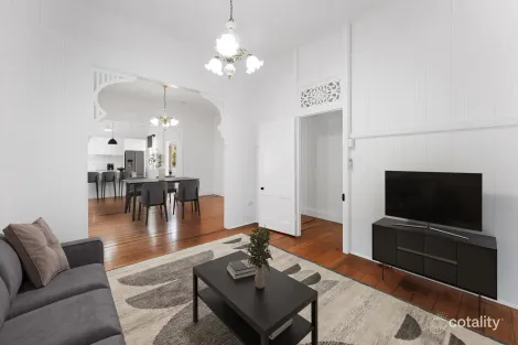 Property photo of 33 Vera Street Greenslopes QLD 4120