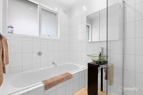 Property photo of 8 Miami Court Bentleigh East VIC 3165