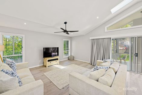 Property photo of 3 Cameo Place Kincumber NSW 2251