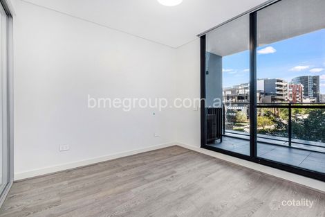 Property photo of 422/46 Savona Drive Wentworth Point NSW 2127