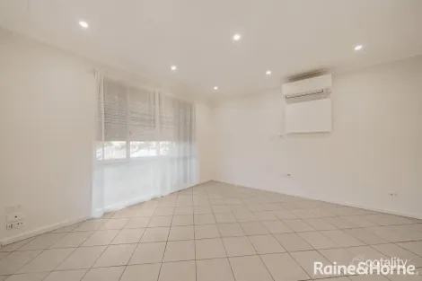 Property photo of 4 Bute Place St Andrews NSW 2566