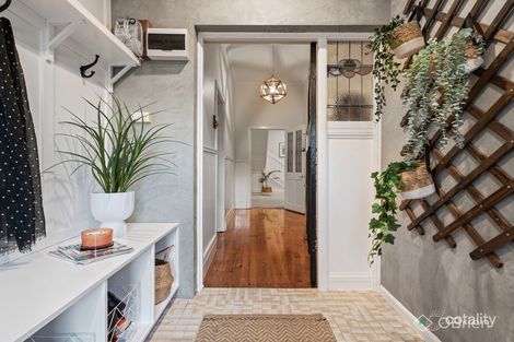 Property photo of 21 Munro Avenue Edithvale VIC 3196