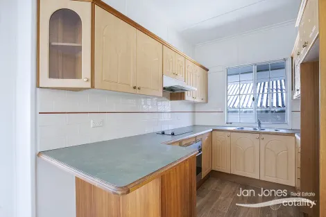 Property photo of 5 Moreton Avenue Redcliffe QLD 4020