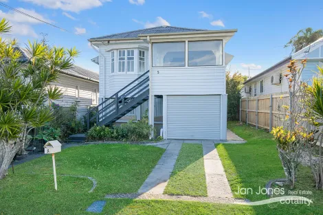 Property photo of 5 Moreton Avenue Redcliffe QLD 4020