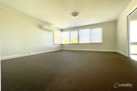 Property photo of 17 Micawber Street Ambarvale NSW 2560