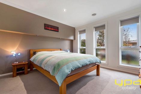 Property photo of 3 Coventry Lane Craigieburn VIC 3064