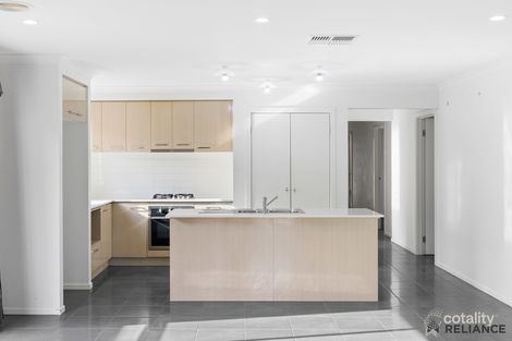 Property photo of 14 Stonehenge Drive Cobblebank VIC 3338