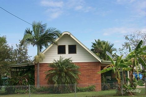 17 Halligan Cres, Norman Gardens, QLD 4701