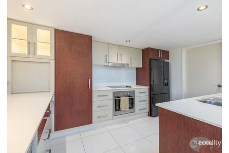 Property photo of 32/81 Olsen Avenue Labrador QLD 4215