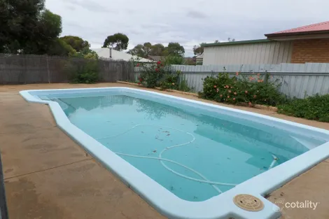 16 Paddington Dr, Hannans, WA 6430