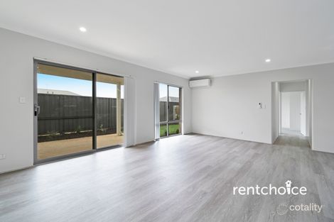 Property photo of 3 Grainger View Ravenswood WA 6208