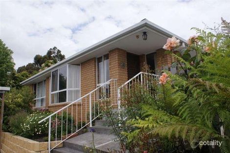 2/20 Montagu St, Lenah Valley, TAS 7008