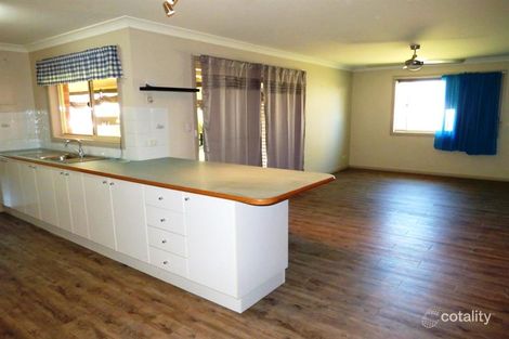 Property photo of 4 Wren Place Dubbo NSW 2830