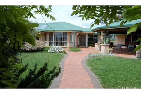 Property photo of 34 Douglas Close Carwoola NSW 2620