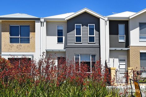 Property photo of 18 Everglades Avenue Brabham WA 6055