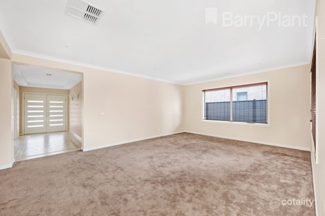 Property photo of 14 Truscott Grove Point Cook VIC 3030
