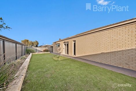 Property photo of 14 Truscott Grove Point Cook VIC 3030
