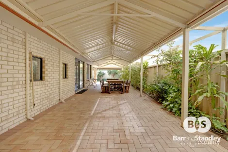 Property photo of 7 Wiroo Loop Dalyellup WA 6230