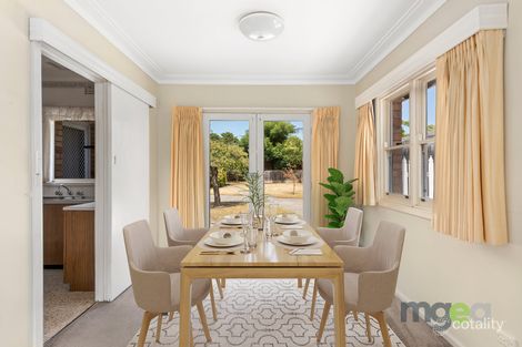 Property photo of 34 Weymar Street Cheltenham VIC 3192
