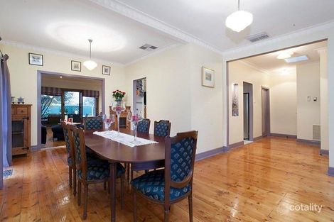 Property photo of 2 Elora Road Oakleigh South VIC 3167
