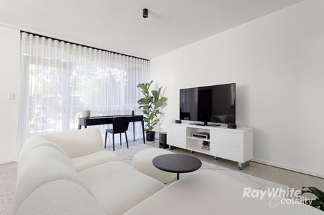 Property photo of 2/39 Tooronga Road Malvern East VIC 3145