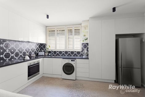 Property photo of 2/39 Tooronga Road Malvern East VIC 3145