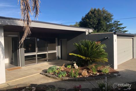 Property photo of 2 Dampier Court Grovedale VIC 3216