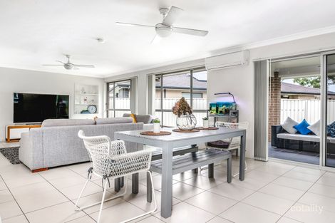 Property photo of 10 Aston Close Hoxton Park NSW 2171