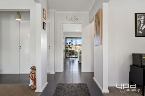 Property photo of 129 Underbank Boulevard Bacchus Marsh VIC 3340